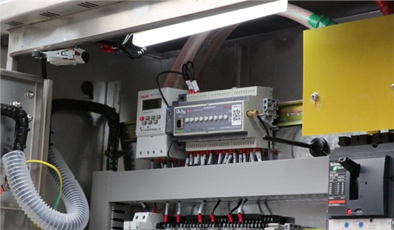 央視上海總站國際傳媒港燈光項目配電箱